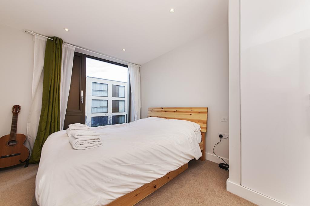 Pinnacle Residences Central Cambridge Apartemen